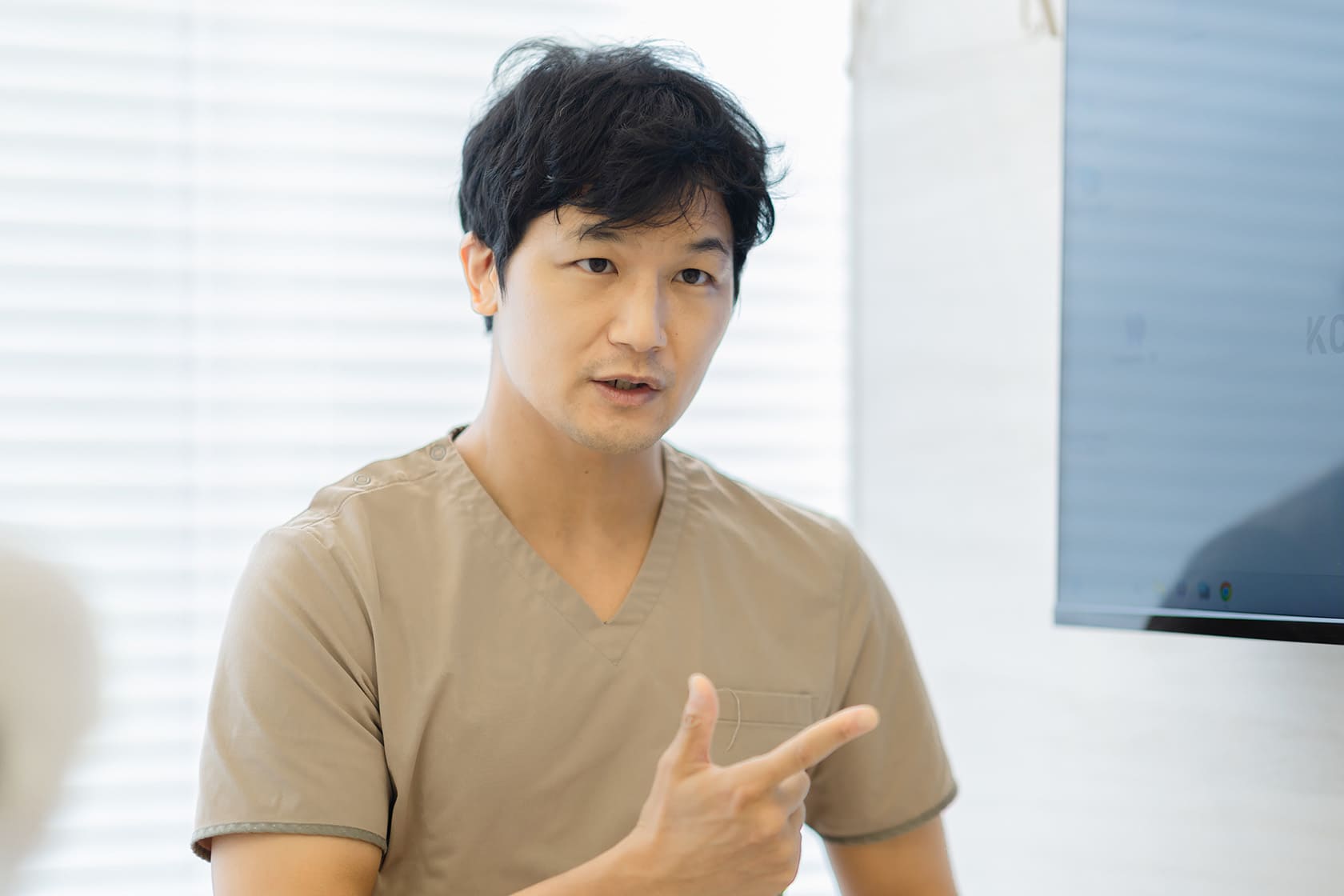 阿佐ヶ谷ことぶき歯科・矯正歯科 八尾翔太医師