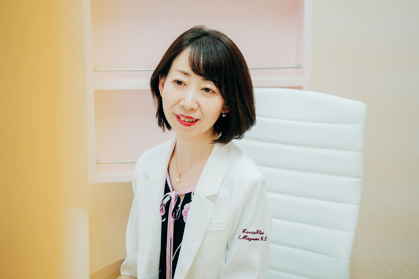 エクシアクリニック東京 真弓絵里子院長