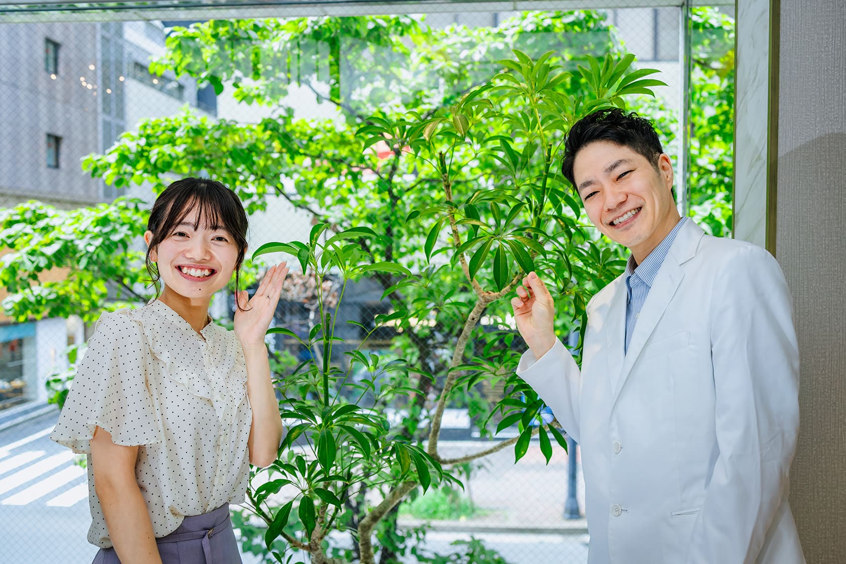 銀座こもれびクリニック 西嶌暁生院長とアットクリニック担当者