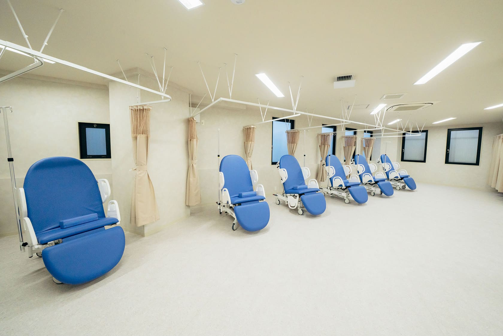 荒川西日暮里駅前すがわら消化器内科・内視鏡クリニック 院内の様子