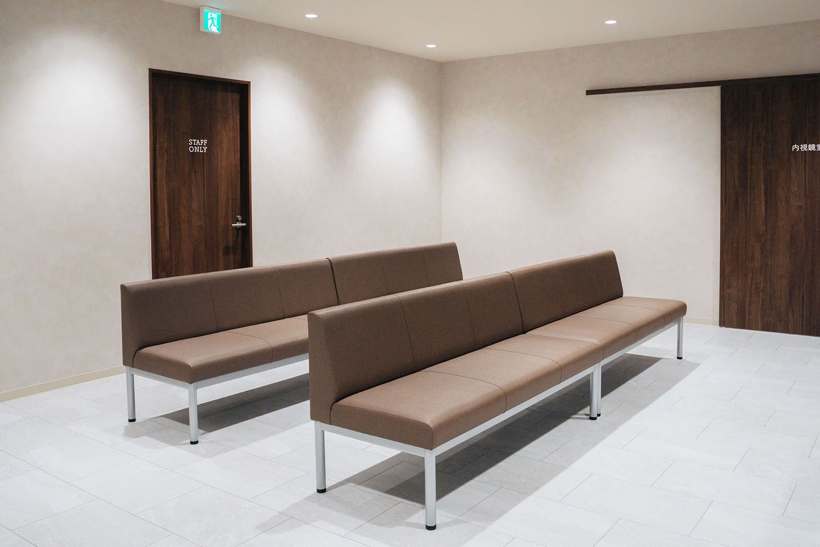 荒川西日暮里駅前すがわら消化器内科・内視鏡クリニック 院内の様子