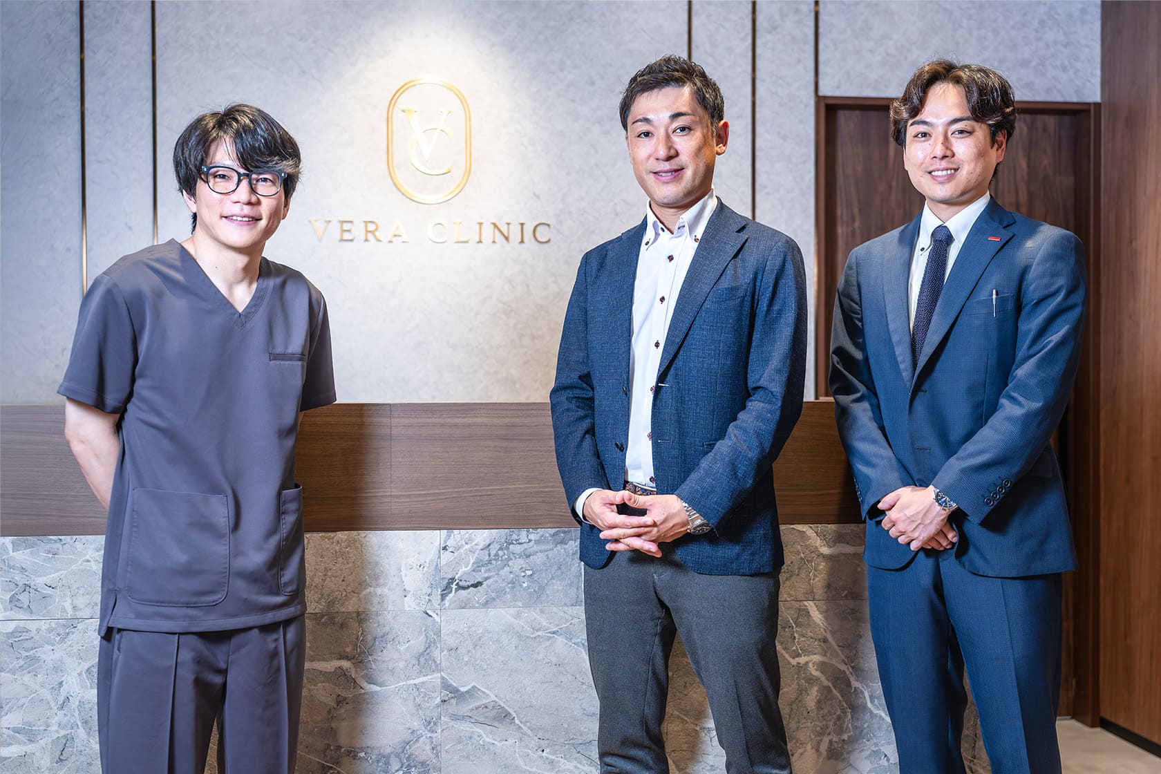 VERA CLINIC 田窪賢志郎院長とアットクリニック担当者
